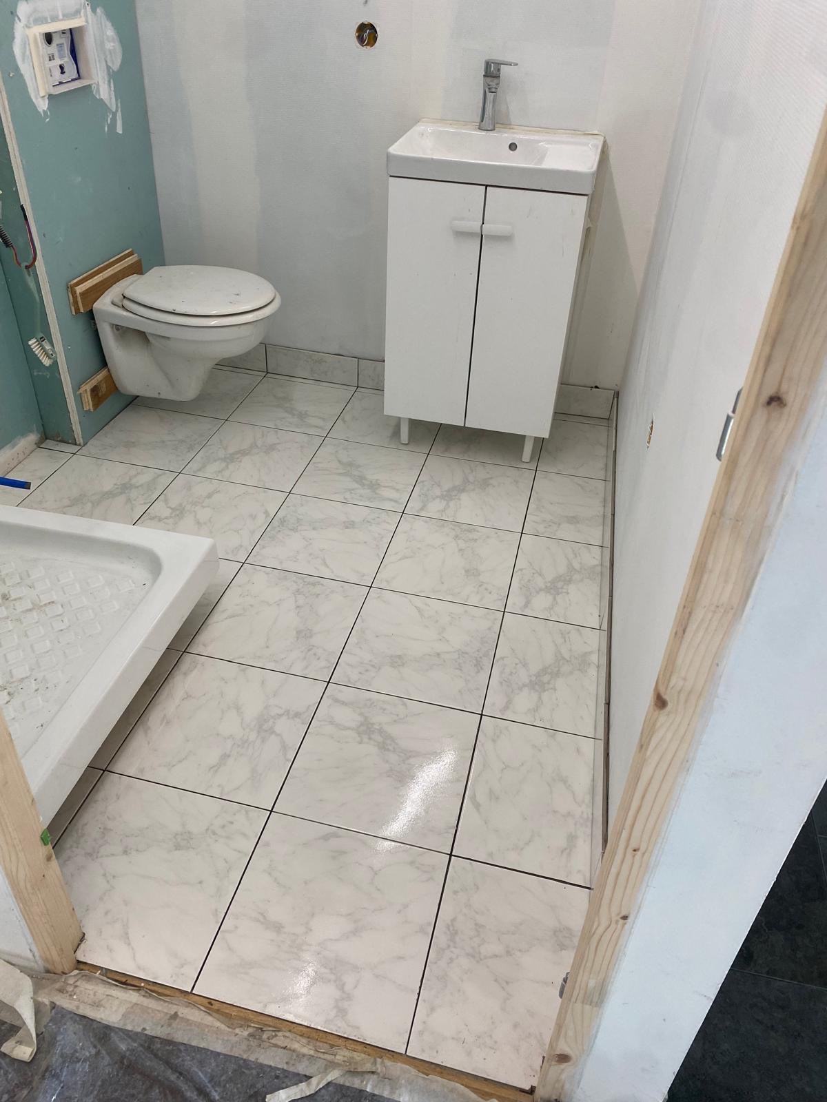 03807754 553b 4264 8480 dc0d972e8a7d